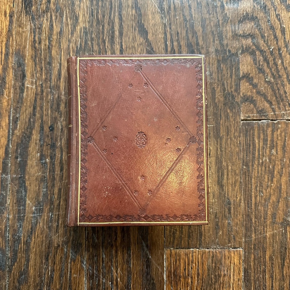 MINI ANTIQUE JOURNAL